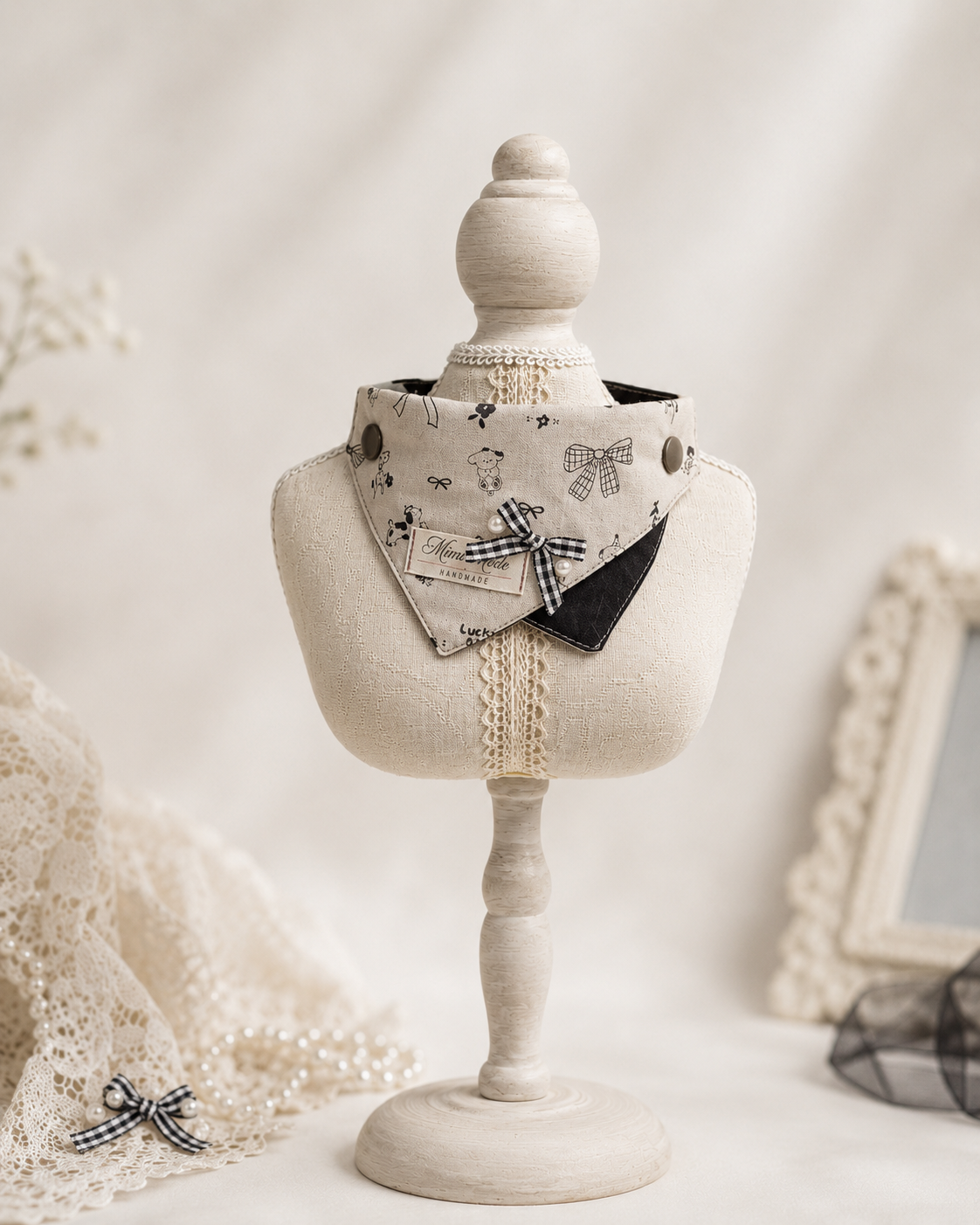 Black Garden Illustration Pet Bandana Collar